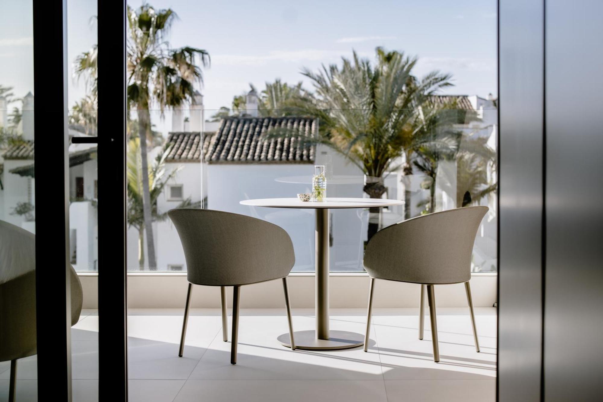 The Flag Hotel Marbella, Estepona Adult Recommended Εξωτερικό φωτογραφία