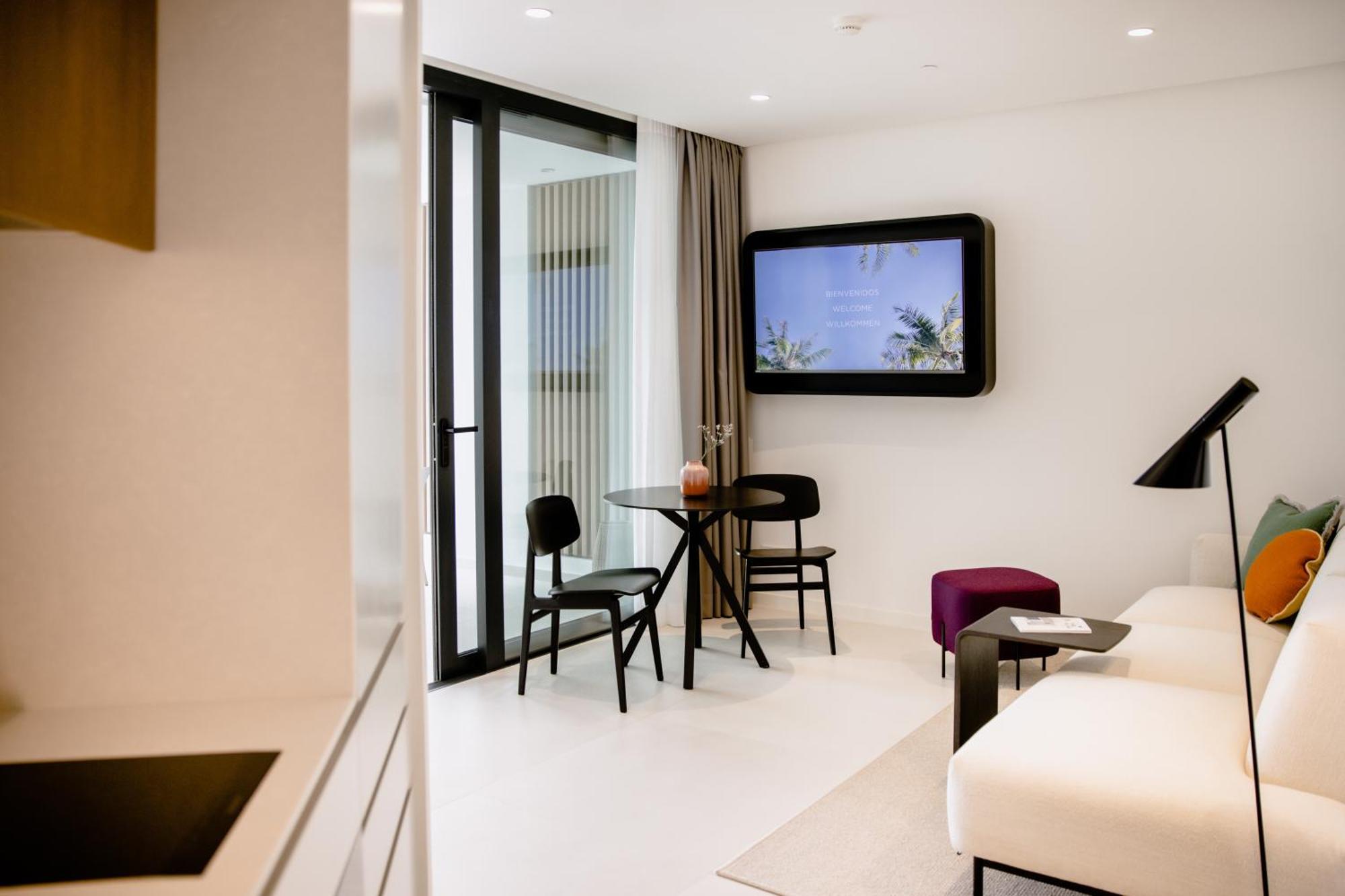 The Flag Hotel Marbella, Estepona Adult Recommended Εξωτερικό φωτογραφία