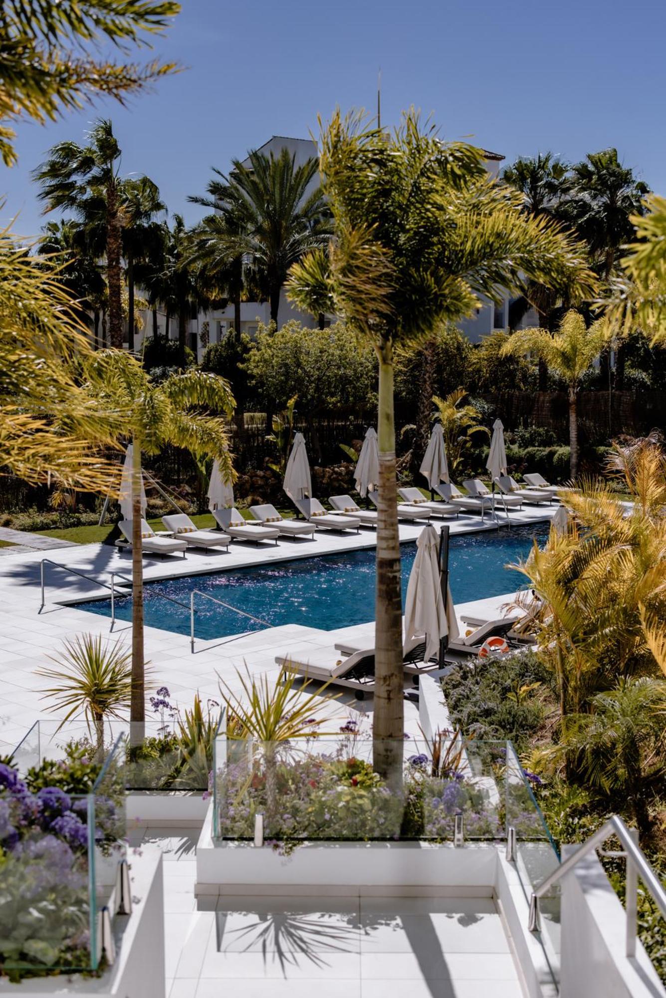 The Flag Hotel Marbella, Estepona Adult Recommended Εξωτερικό φωτογραφία